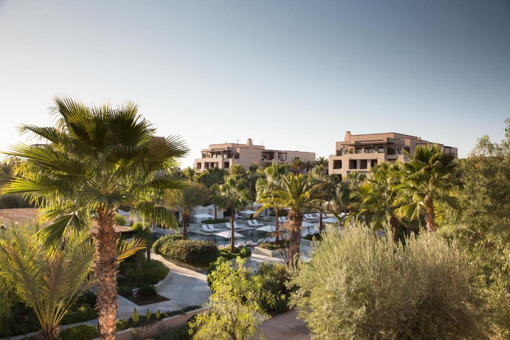 hotel luxe four seasons marrakech